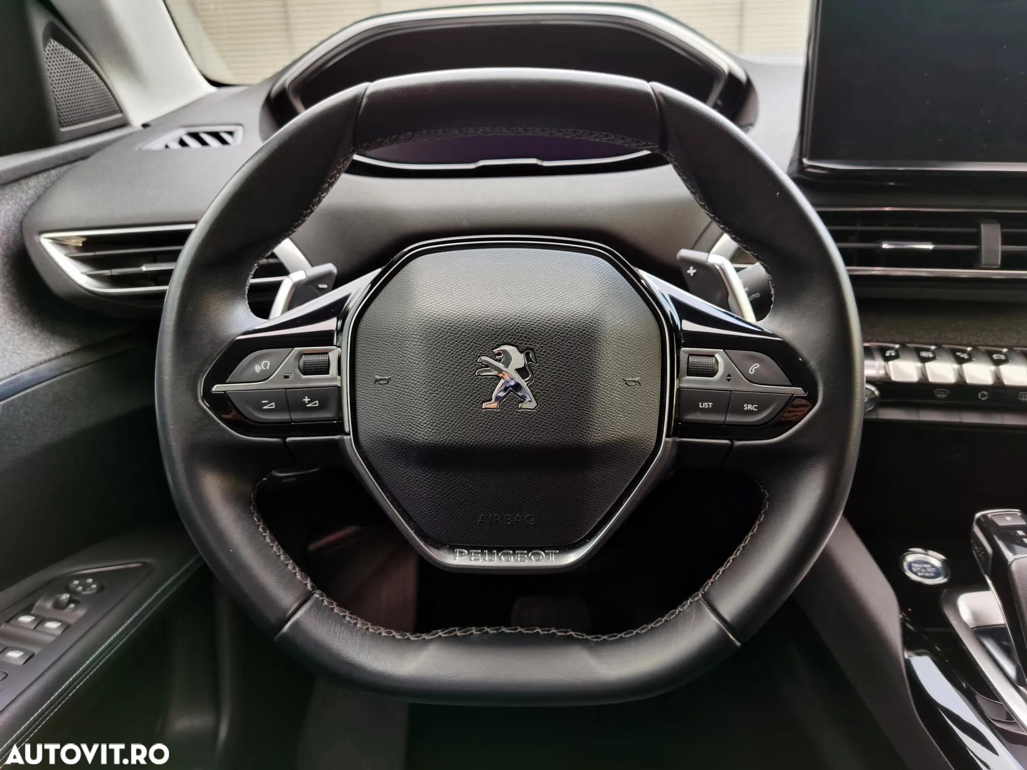 Peugeot 3008 PureTech 130 Stop & Start GPF EAT8 Allure - 29