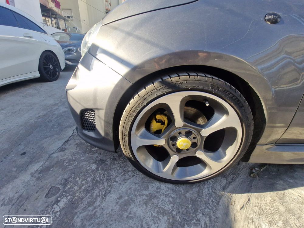 Abarth 500 1.4 T-Jet Competizione MTA — fotografia 11