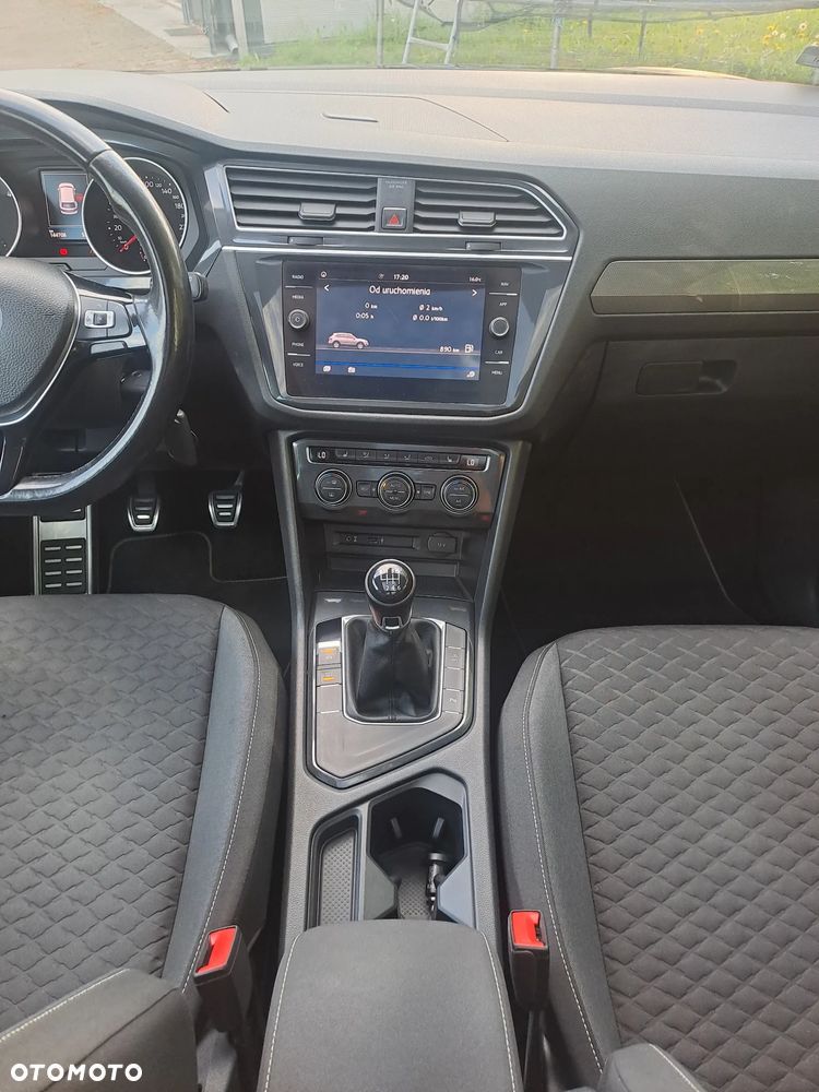 Volkswagen Tiguan 2.0 TDI SCR (BlueMotion Technology) Comfortline - 17