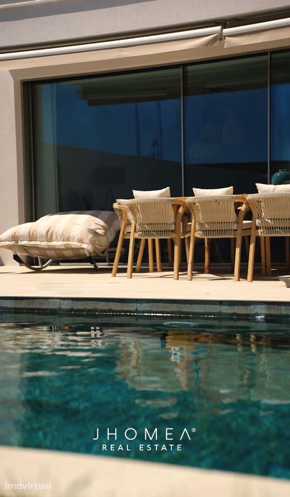 Moradia T5 com piscina - Praia da Barra - Grande imagem: 4/14