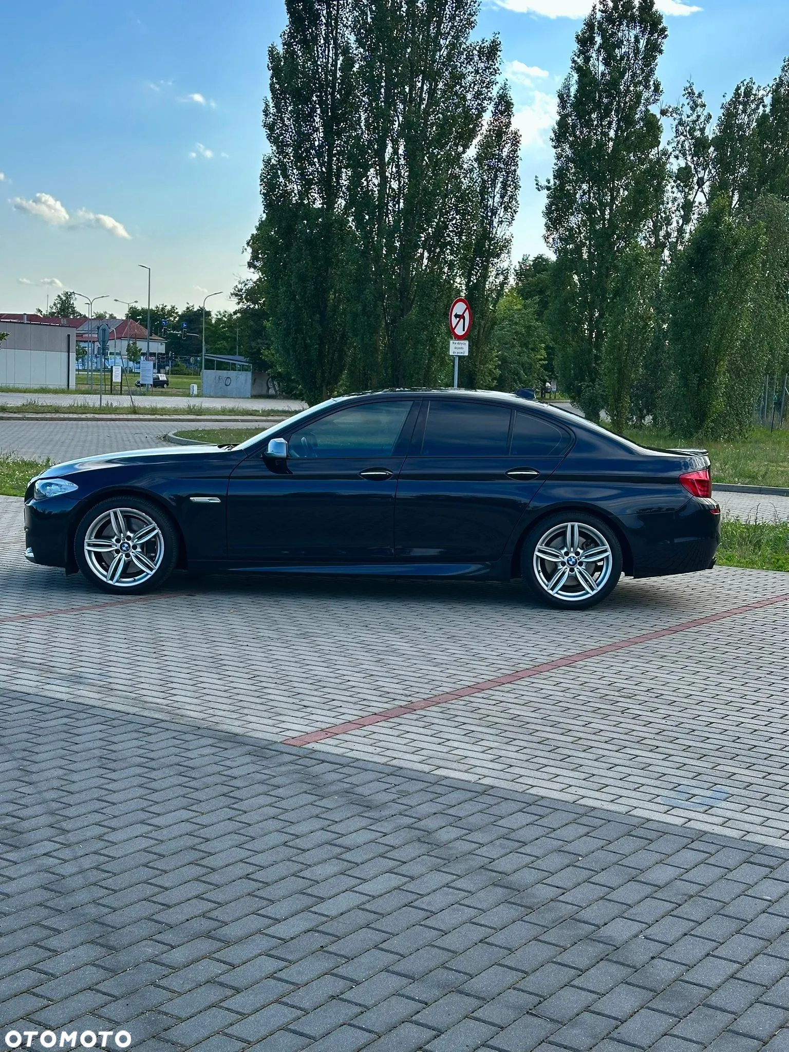 BMW Seria 5 M550d xDrive - 22