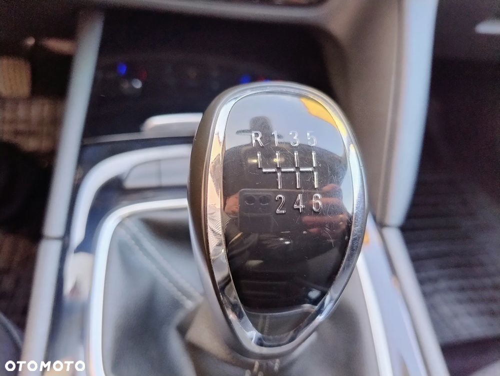 Opel Insignia - 13