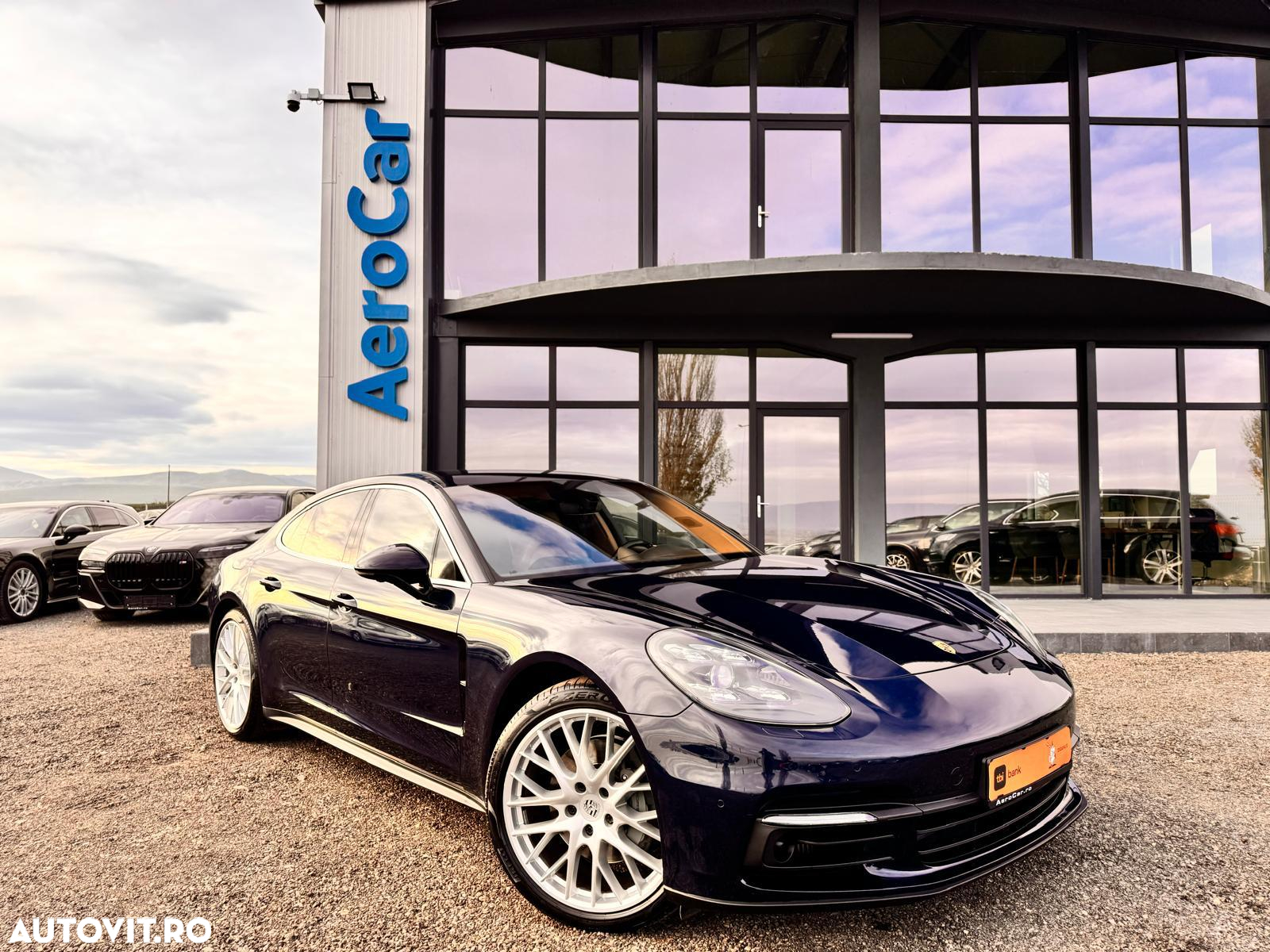 Porsche Panamera 4S - 6