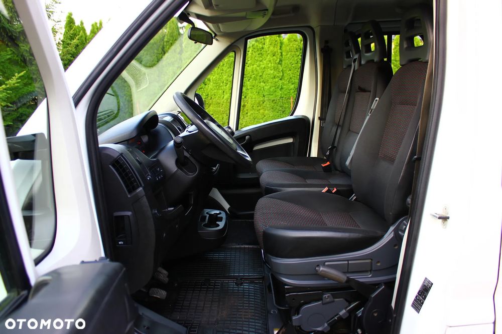 Peugeot BOXER 2.2 HDI 165KM BRYGADÓWKA 7 OSOBOWA +PAKA Z PLANDEKĄ - 16