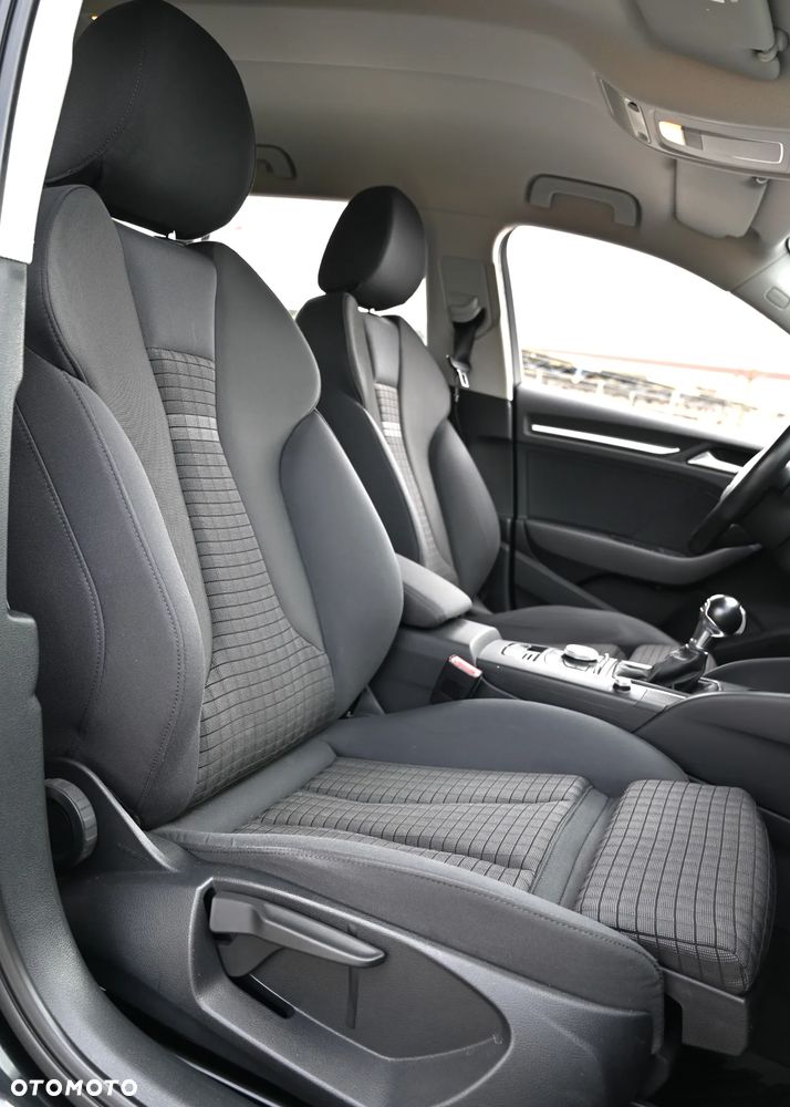 Audi A3 Sportback - 36