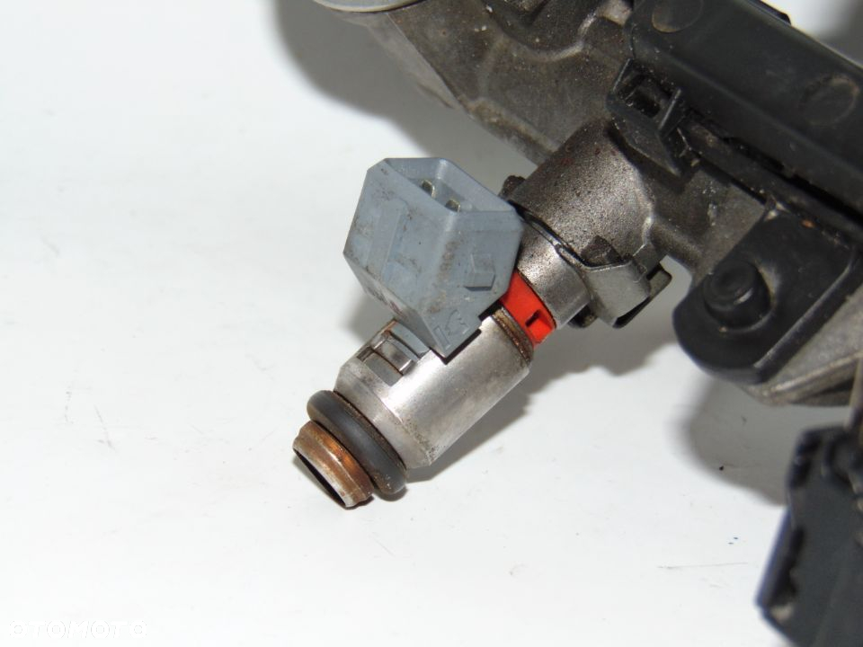 KOMPLET wtryski wtrysk paliwa 036031C IWP058 VW Golf 4 IV Lupo Seat Leon I Arosa 1.4 - 8