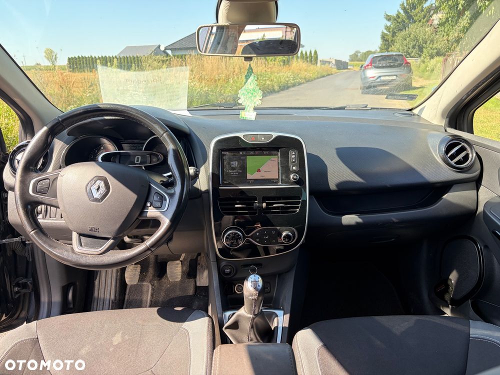 Renault Clio - 8
