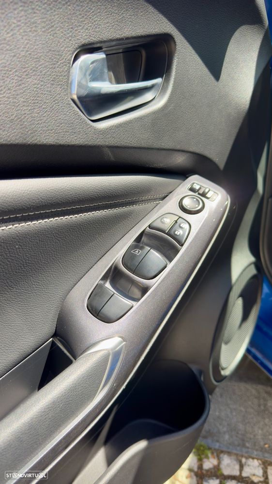 Nissan Juke 1.0 DIG-T N-Connecta NAV. DCT - 10