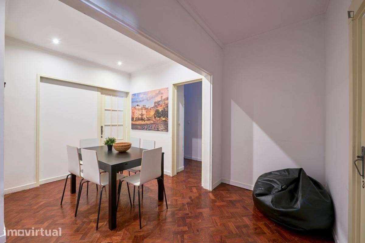 Quarto - localizado em Saldanha Lisbon - Grande imagem: 4/45