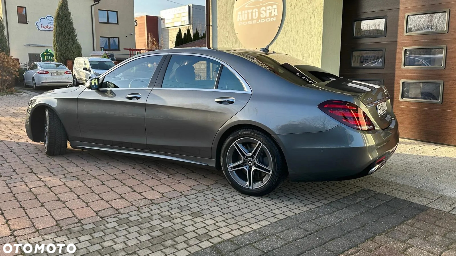 Mercedes-Benz Klasa S 560 4-Matic L 9G-TRONIC - 8
