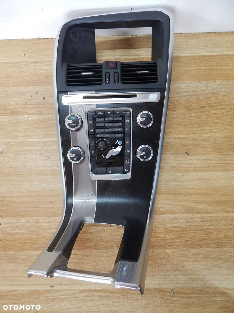 Panel przełącznik wodospad ramka R-Design Volvo Xc60 xc60 I 13-17  Łuków części - 1
