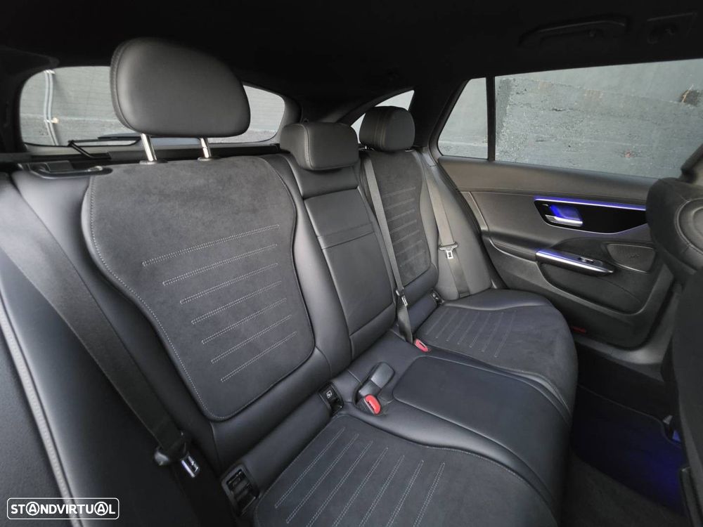 Mercedes-Benz C 220 d 9G-TRONIC AMG Line Advanced - 19