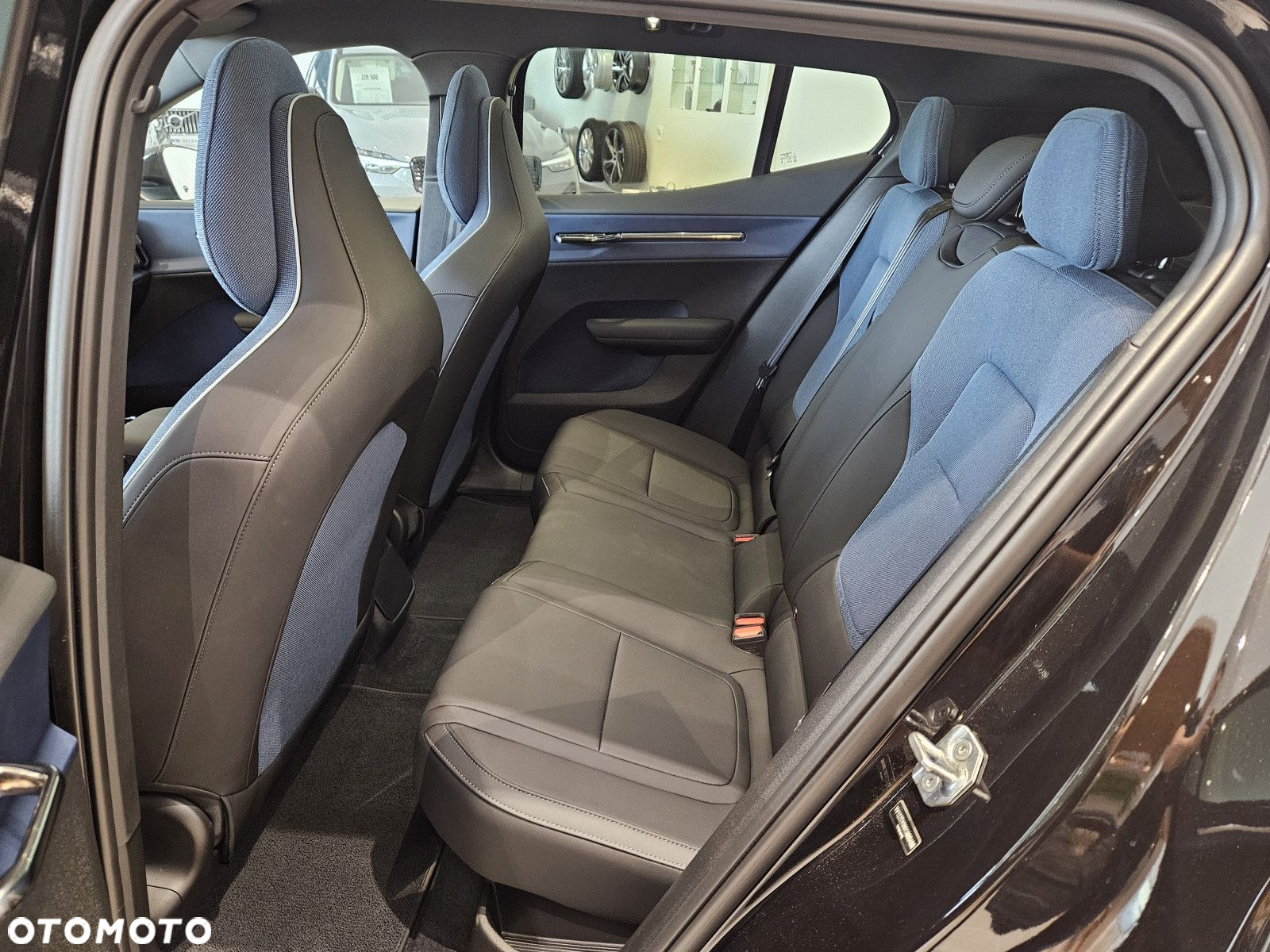 Volvo EX30 - 17