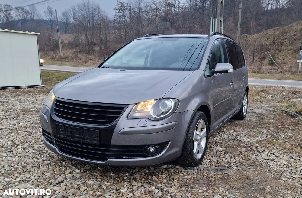 Volkswagen Touran 1.4 TSI Freestyle - 1