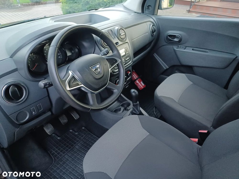 Dacia Lodgy 1.6 SCe Access S&S - 19