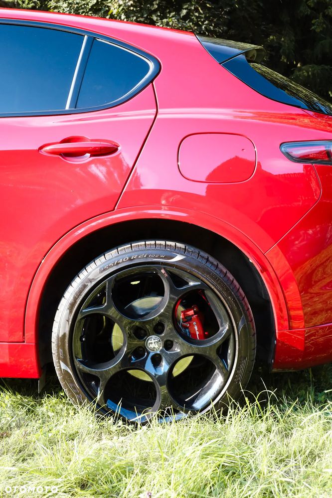 Alfa Romeo Stelvio 2.0 Turbo Tributo Italiano Q4 - 11