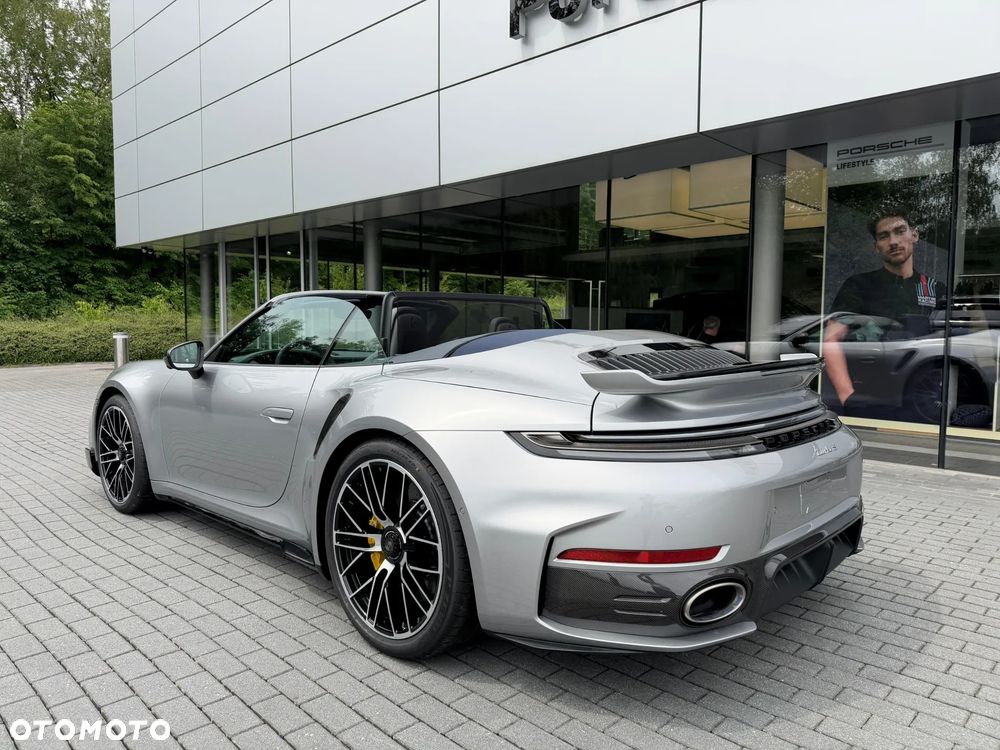Porsche 911 Carrera Turbo S - 6
