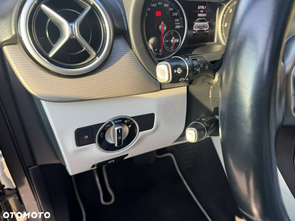 Mercedes-Benz Klasa B - 26