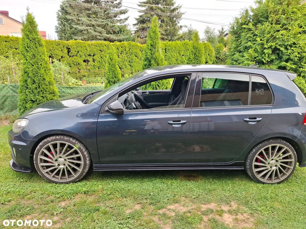 Volkswagen Golf 2.0 GTI DSG - 2