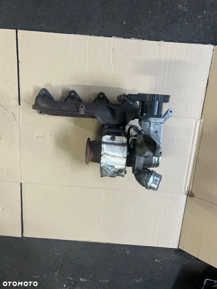 Bmw E90 E91 E92 E93 2.0 turbosprężarka turbina 49135-05895 diesel - 1