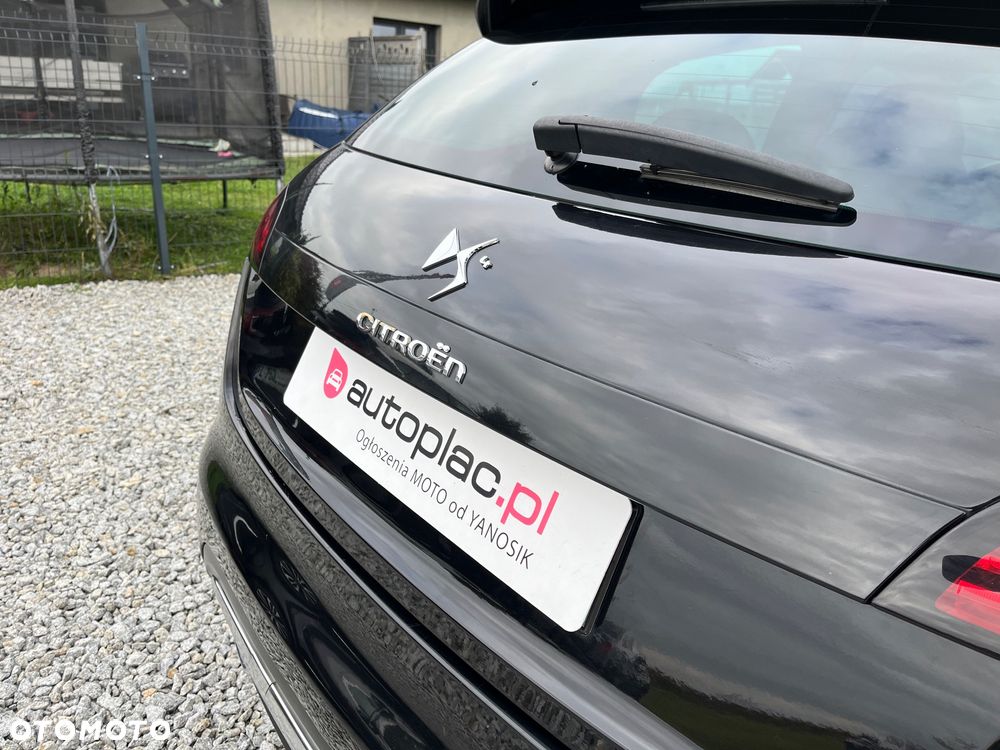 Citroën DS4 e-HDi 110 SoChic - 10