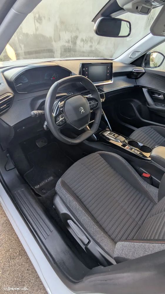 Peugeot e-2008 Active Pack - 10
