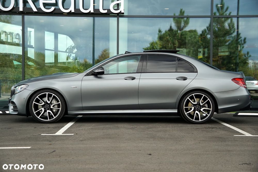 Mercedes-Benz Klasa E AMG 53 4-Matic+ - 3