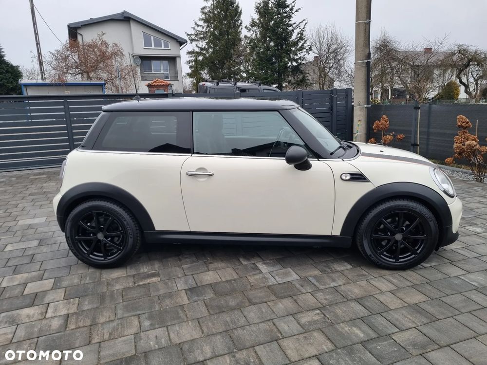 MINI ONE Brick Lane - 20