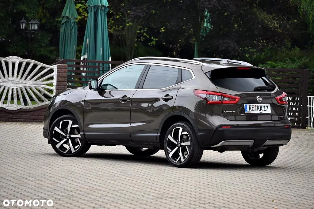 Nissan Qashqai 1.2 DIG-T Xtronic TEKNA+ - 25