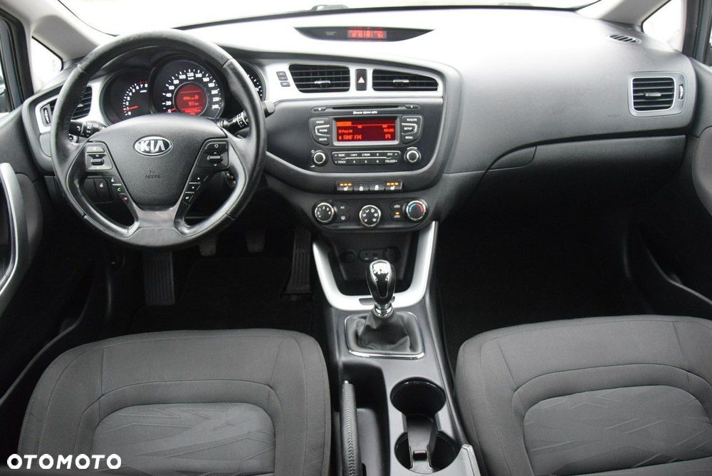 Kia Ceed 1.4 CVVT Edition 7 - 24