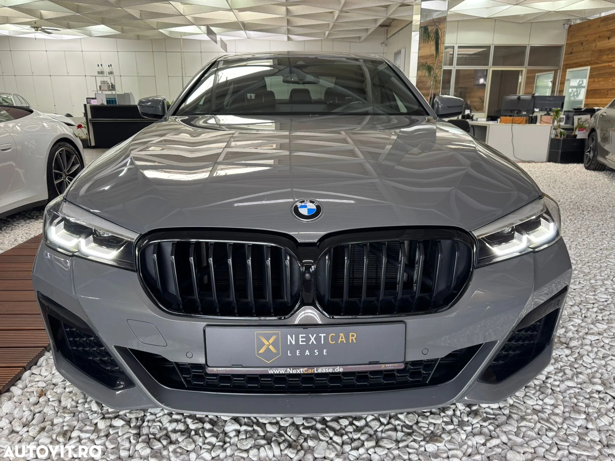 BMW Seria 5 530i AT MHEV - 2