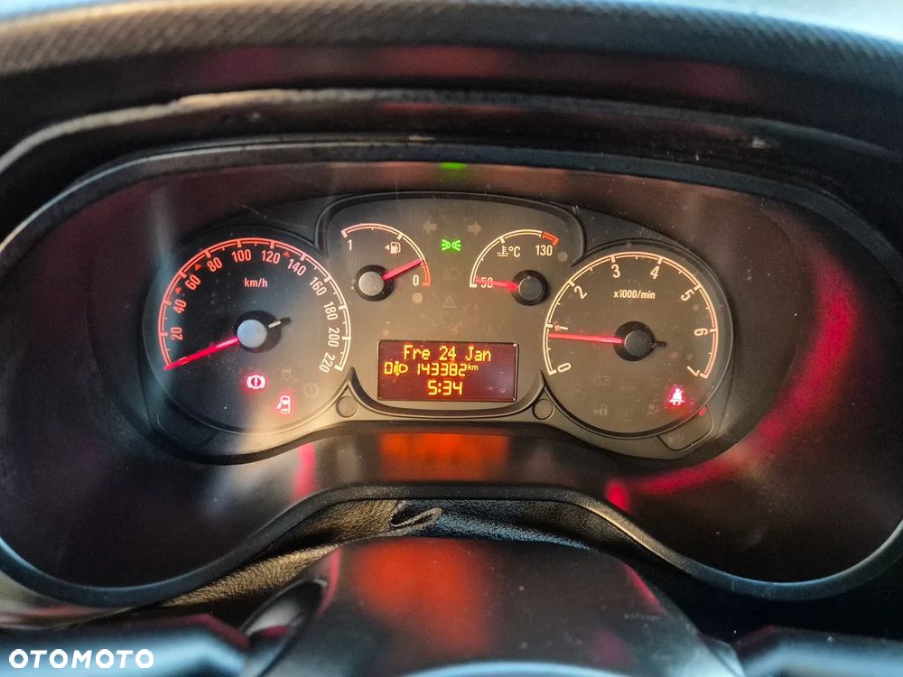 Opel Combo - 26