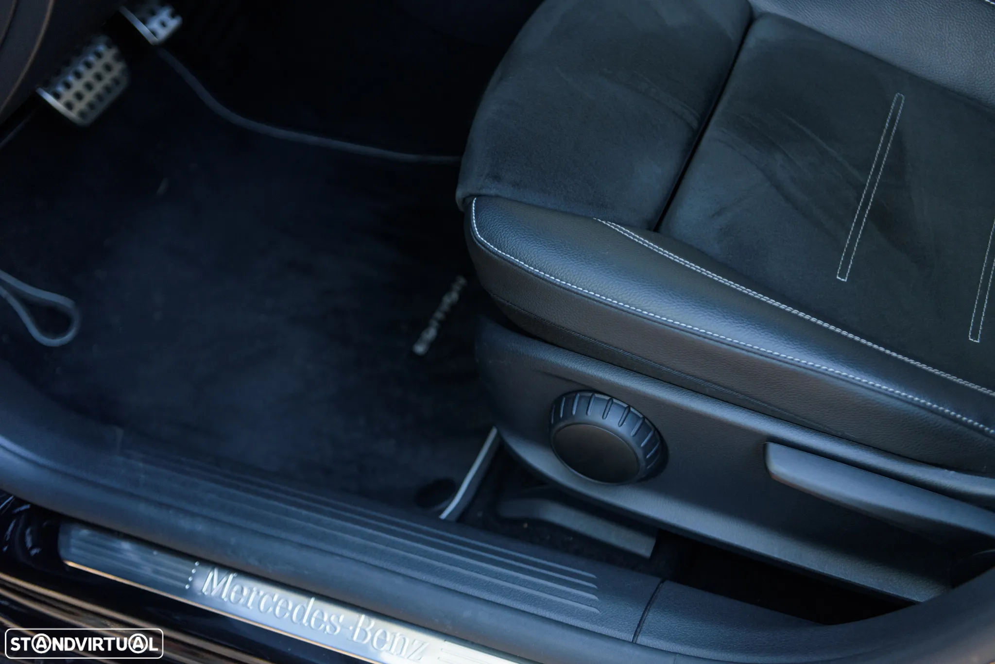 Mercedes-Benz CLA 250 e Shooting Brake AMG Line - 16