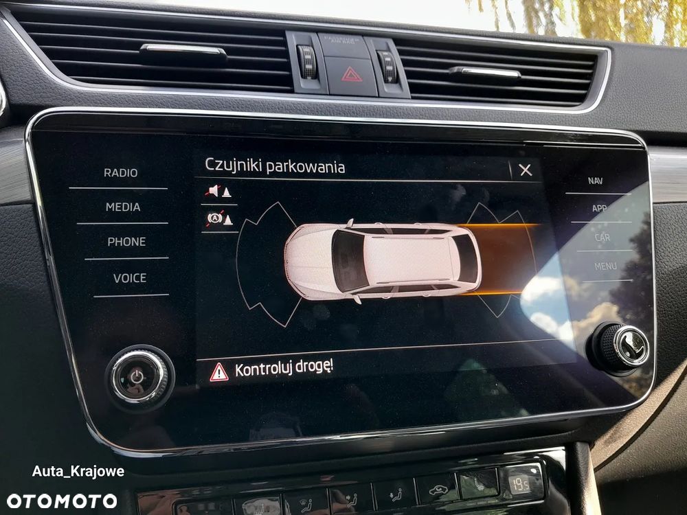 Skoda Superb 2.0 TDI SCR Style DSG - 25