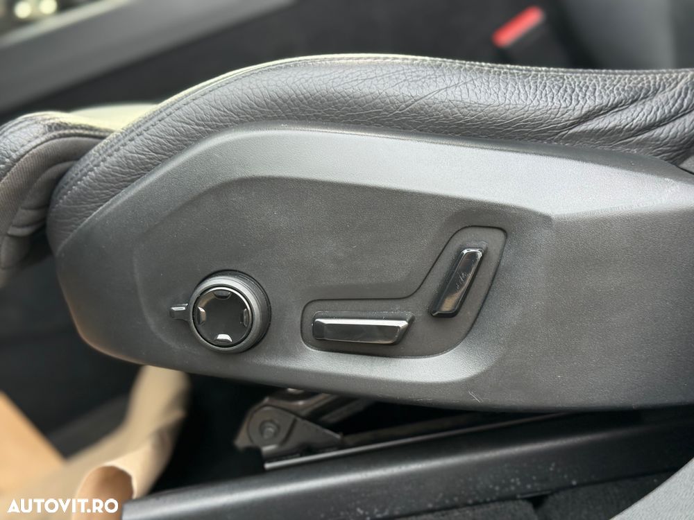 Volvo XC 60 D5 AWD Geartronic Inscription - 27