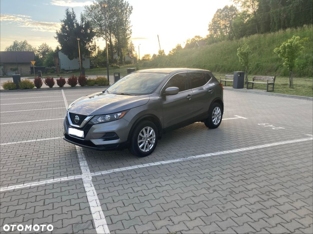 Nissan Rogue - 10