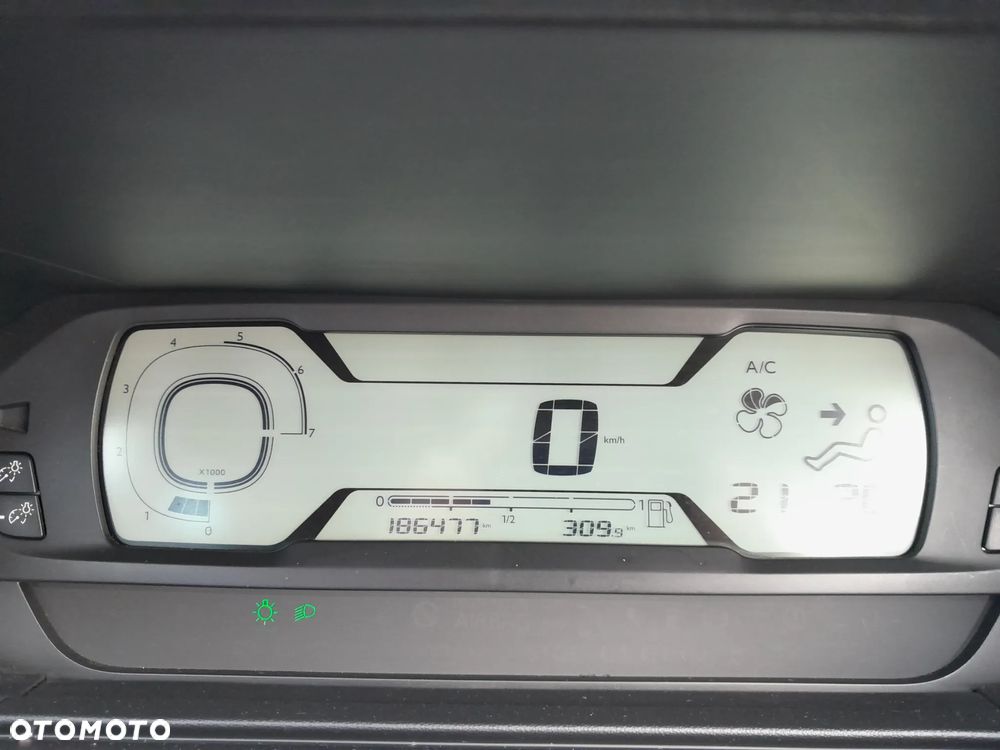 Citroën C4 Picasso 1.6 e-HDi Attraction - 12