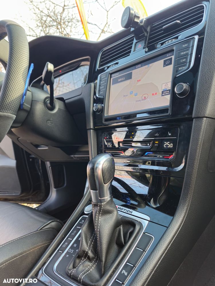 Volkswagen Golf R 4Motion BlueMotion Technology DSG - 10