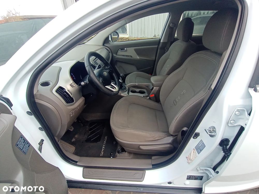 Kia Sportage 1.7 CRDI 2WD Attract - 31