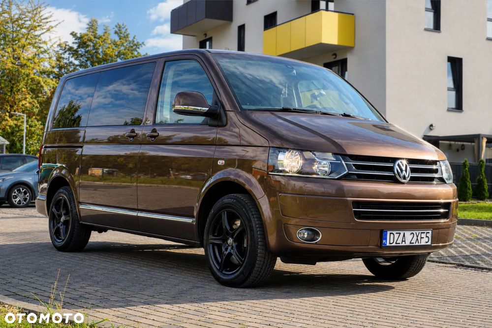 Volkswagen Multivan - 2