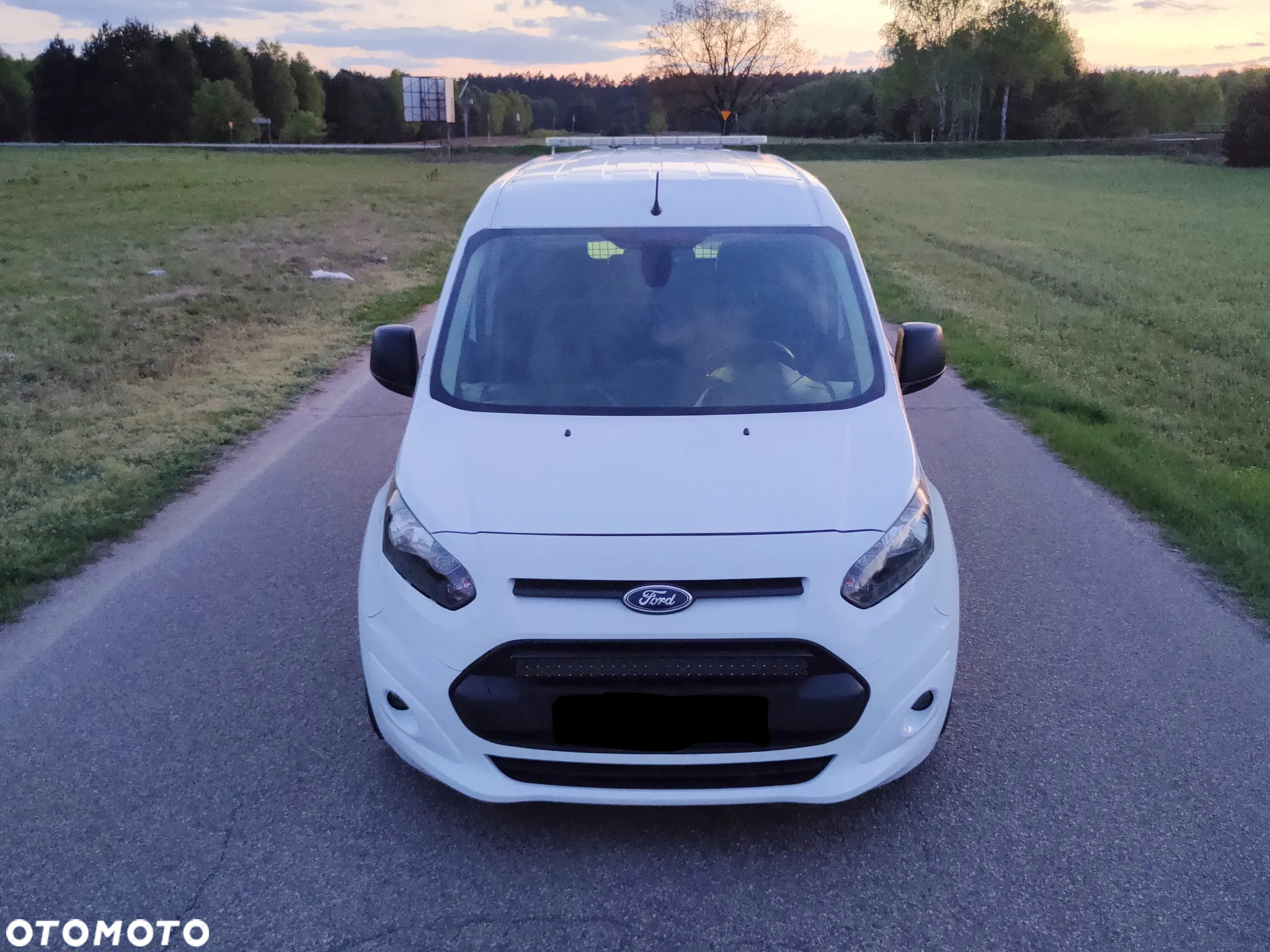 Ford Connect - 17