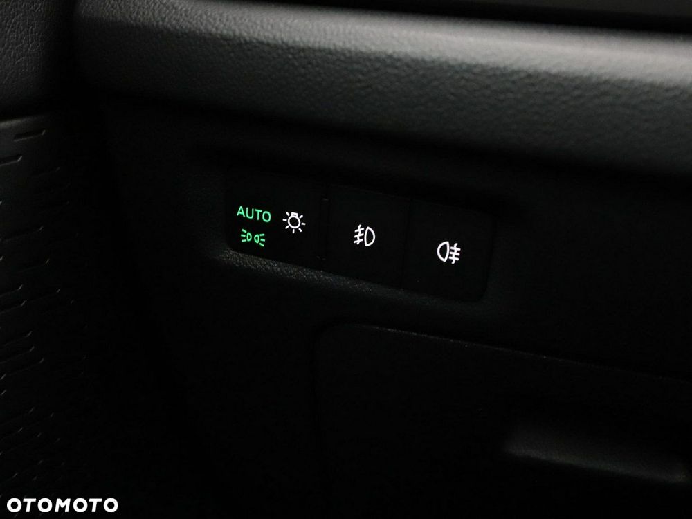 Skoda Octavia 2.0 TDI DSG Ambition - 38