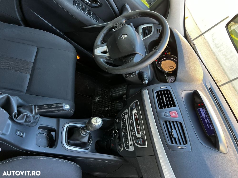 Renault Megane dCi 110 FAP Expression - 9