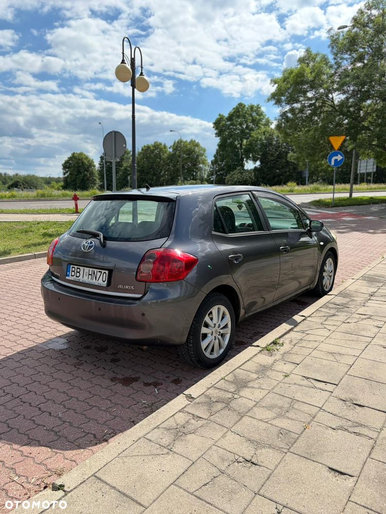 Toyota Auris 1.4 D-4D Luna - 3