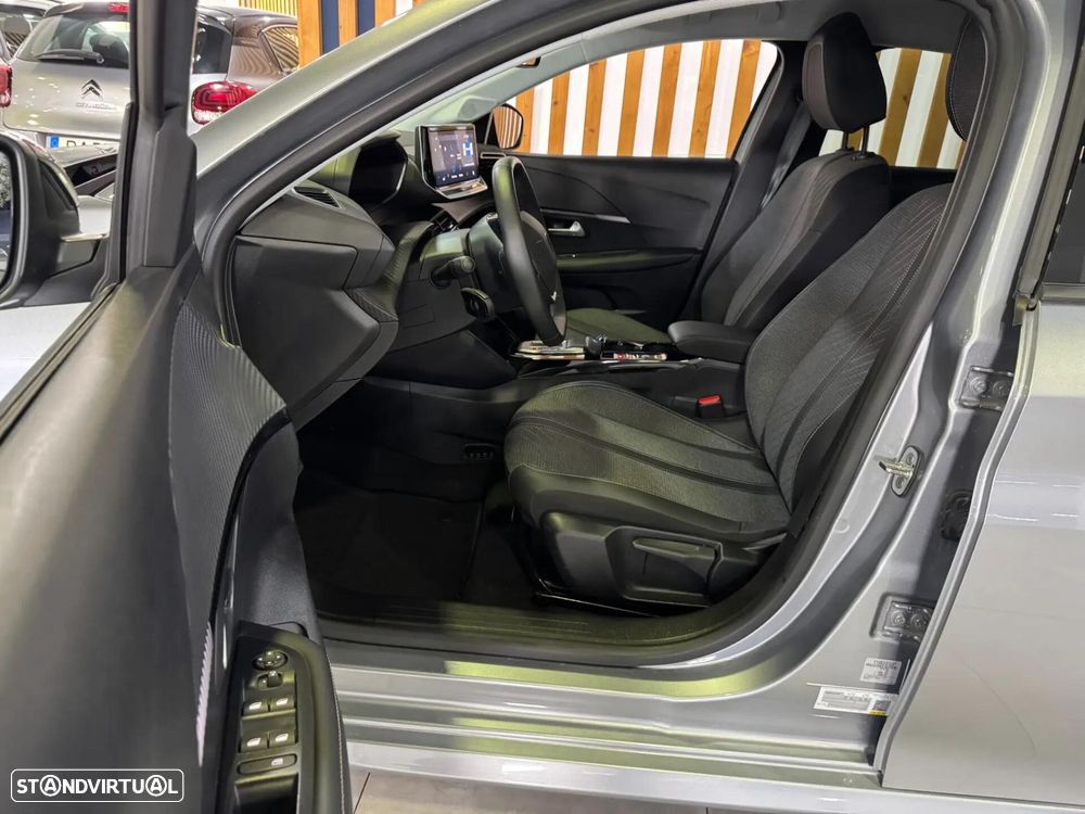 Peugeot e-208 50 kWh Allure - 9