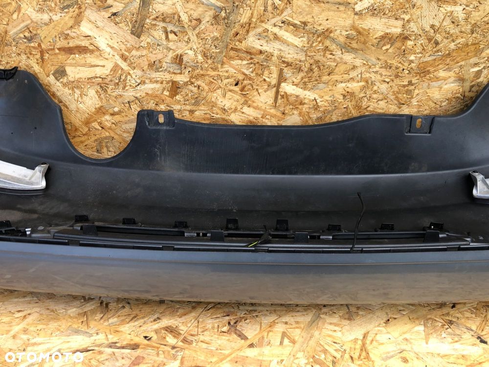 Fiat Grande Punto Evo zderzak tył H B 595 łamane przez A - 8