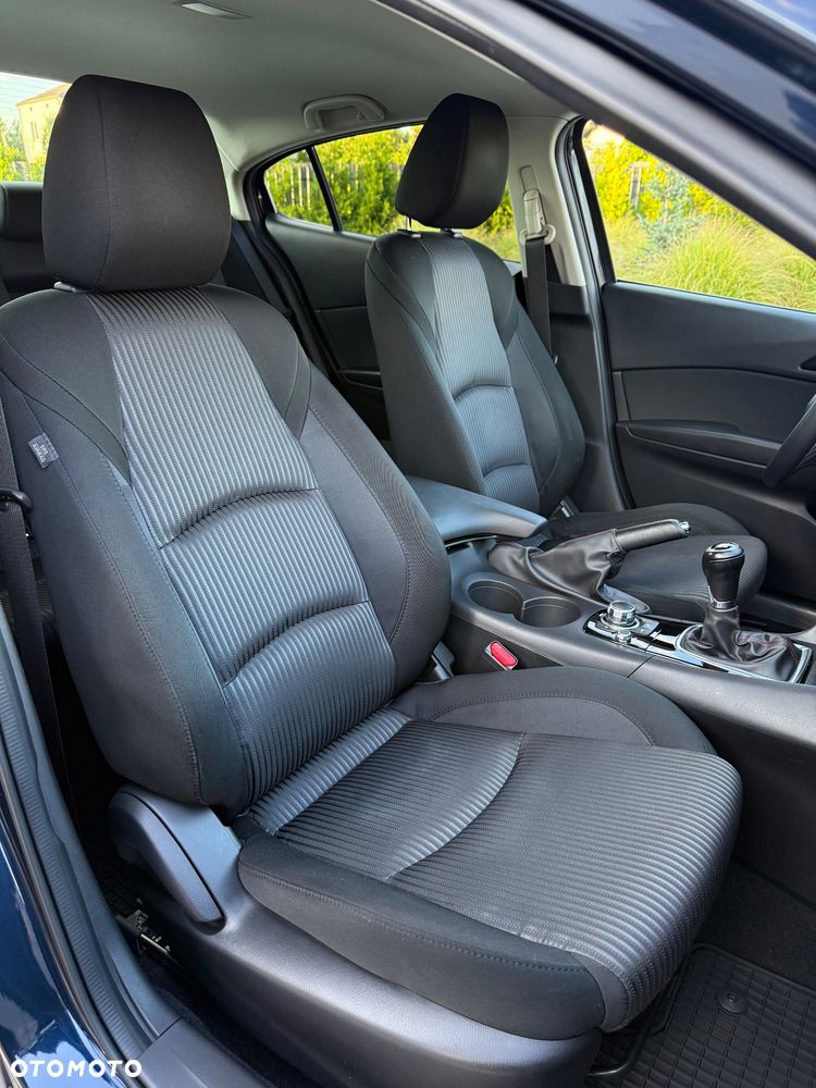 Mazda 3 - 16