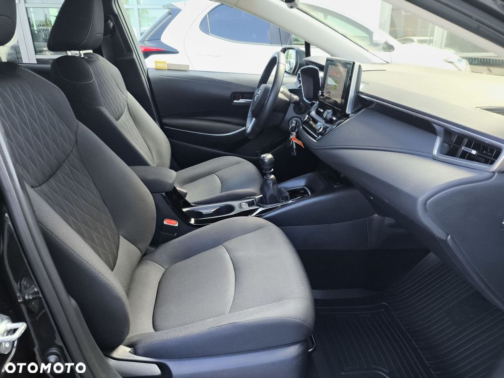 Toyota Corolla - 9
