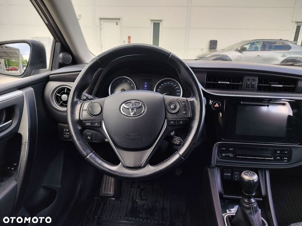 Toyota Corolla 1.6 Premium EU6 - 13