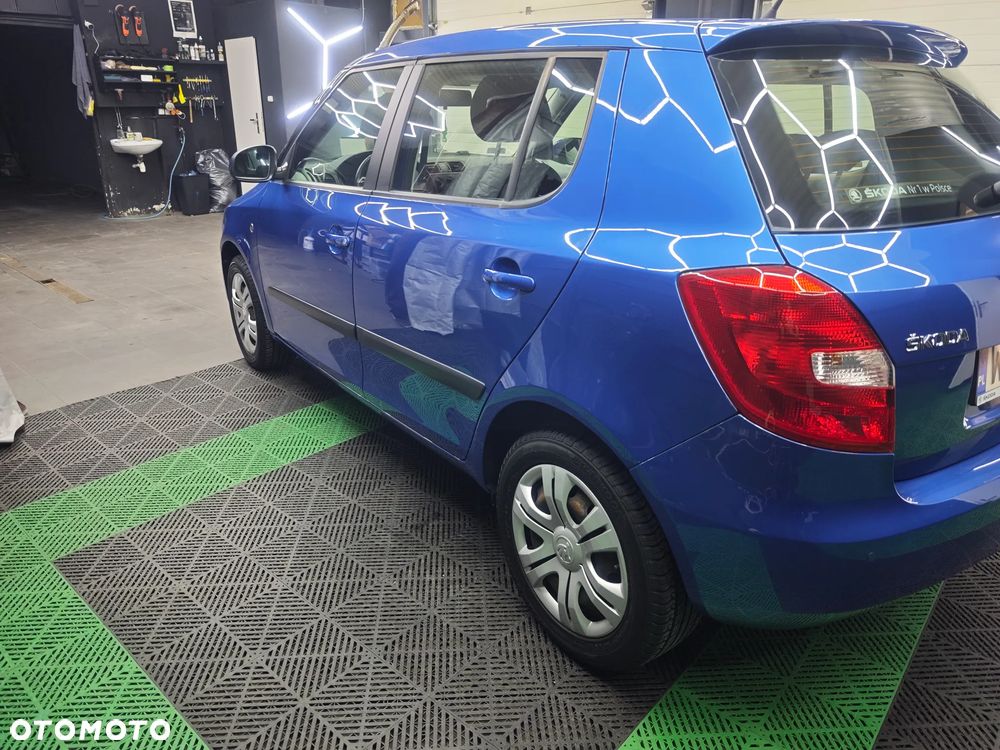 Skoda Fabia 1.4 16V Active Plus - 4